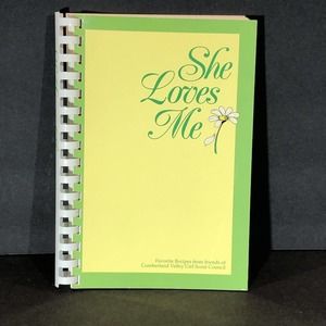 Cumberland Valley Tennessee Friends Of Girl Scouts Cookbook‎ 1990 She Loves Me